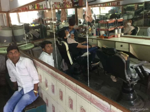 Aayan Hair Salon, Delhi - Photo 3
