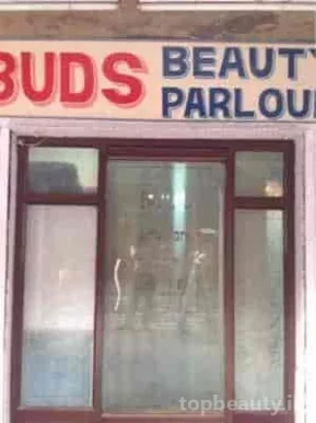 Buds Beauty Parlour, Delhi - Photo 1