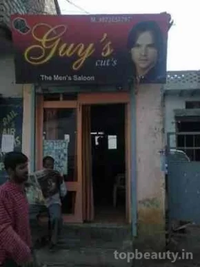 Guys Cut, Delhi - 