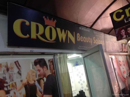 Crown Beauty Saloon, Delhi - Photo 3