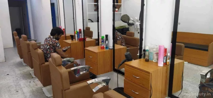 Hair mechanic salon, Delhi - Photo 4