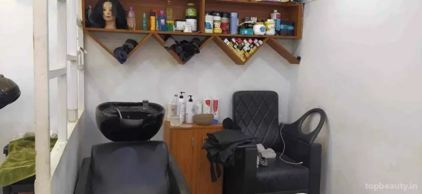 Hair mechanic salon, Delhi - Photo 6
