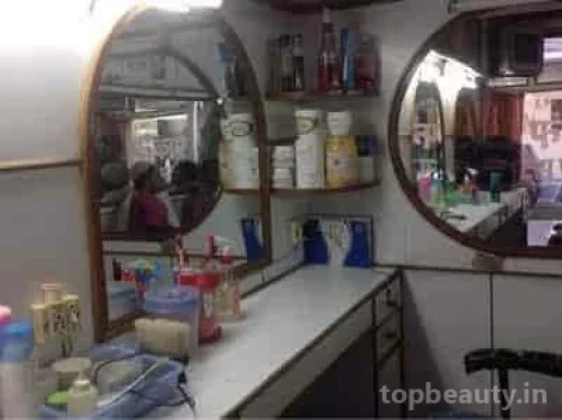 Super Fankar Hair Salon, Delhi - Photo 1