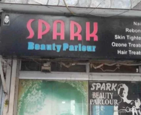Spark Beauty Parlour, Delhi - Photo 3
