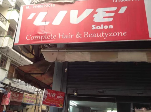 Live Saloon, Delhi - Photo 5