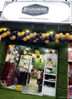 Stunners Salon, Delhi - Photo 1