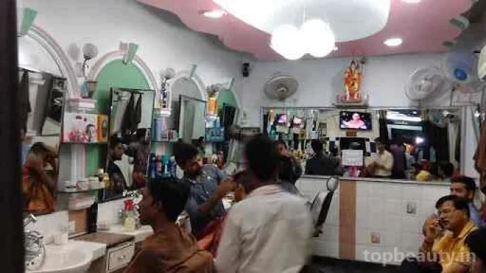 Mens hair saloon, Delhi - Photo 2