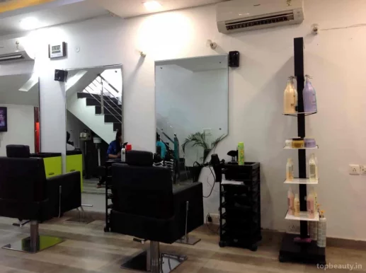 Gossip Hair & Beauty Salon, Faridabad - Photo 2
