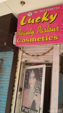 Lucky Beauty Parlour, Gurgaon - Photo 3