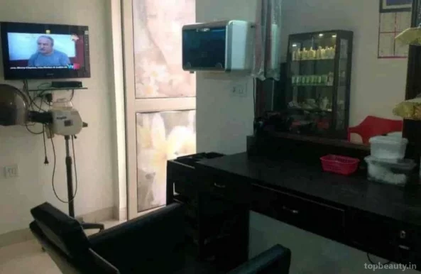 Beauty Care Salon - Ladies Beauty Parlour in DLF Phase - 3, Gurgaon - Photo 5