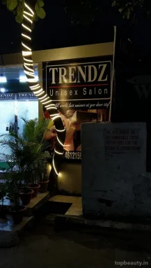 TRENDZ Unisex Salon, Gurgaon - Photo 4