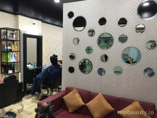 Neulook salon, Gurgaon - Photo 1