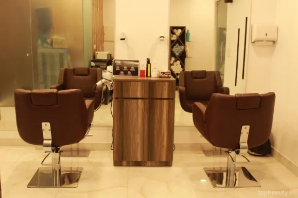 New & You Unisex salon, Gurgaon - Photo 2