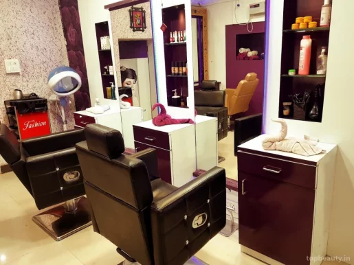 CBC Beauty Parlour & Spa Center,Kampoo(only for ladies), Gwalior - Photo 1