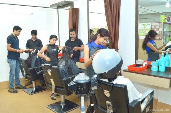 M Top-N-Town Hair&beauty salon, Gwalior - Photo 2