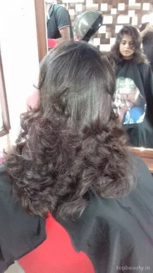 Shiny Hair Salon, Howrah - Photo 1
