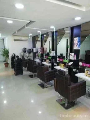 Green Trends Unisex Hair & Style Salon lingampally, Hyderabad - Photo 4
