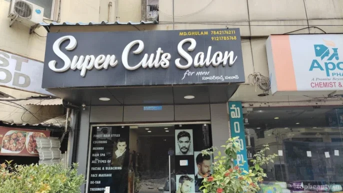 Super Cuts Salon for men, Hyderabad - Photo 3