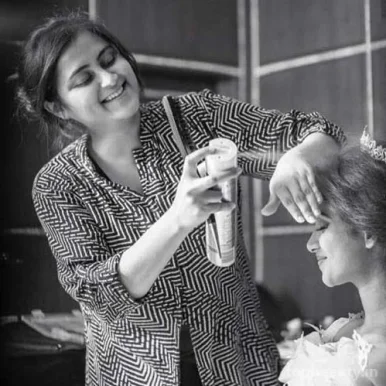 Ayesha AK - Hair & Makeup Artist and Educator, Hyderabad - Photo 4