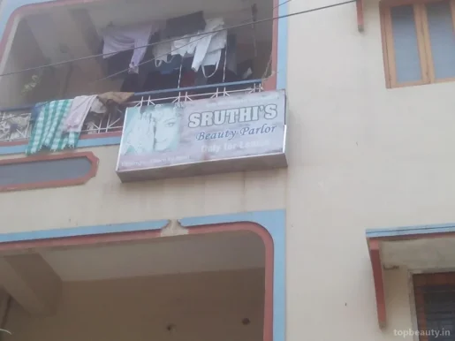 Sruthi's Beauty Parlour, Hyderabad - 