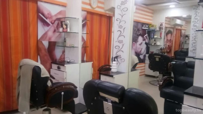 Revlon men salon and spa, Hyderabad - Photo 6