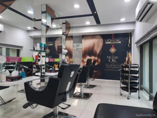 Green Trends Unisex Hair and Style Salon, Hyderabad - Photo 1