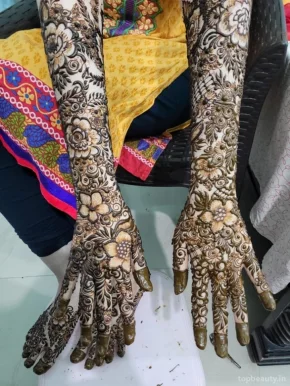 Mahendi designer, henna.. best in hyderabad... Organic cones for brides are also available.., Hyderabad - Photo 4