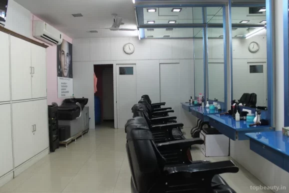 Charms Salon - Sampat's Unisex Salon for Hair & Beauty, Hyderabad - Photo 8