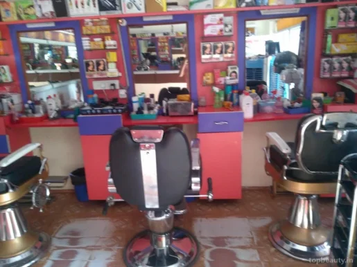 Royal Look Gents Beauty Parlour and Cutting Shop, Hyderabad - Photo 3