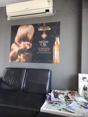 De Hair Lounge Loreal Professionnel Salon, Hyderabad - Photo 5