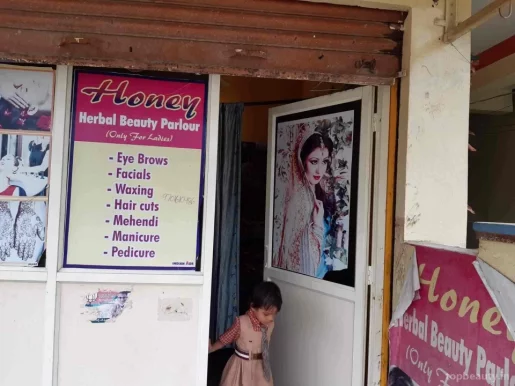 Honey Herbal Beauty Parlour, Hyderabad - Photo 1