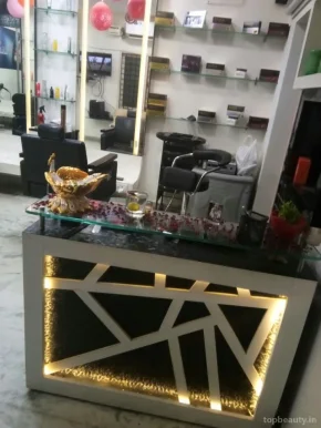 Krazy Kuts Professional Unisex Salon, Hyderabad - Photo 3