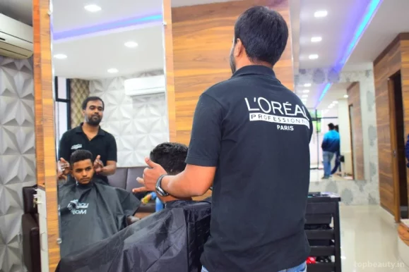 B. Express Hair&Beauty Unisex Salon, Indore - Photo 1