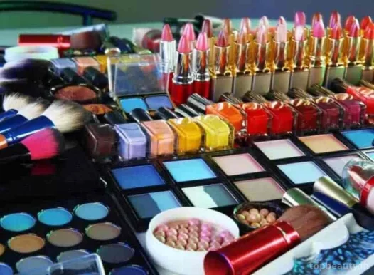Rich Look Beauty Parlour, Indore - 