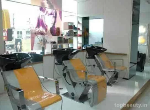 Touch 'N' Glow| Best Salon in Indore., Indore - Photo 5