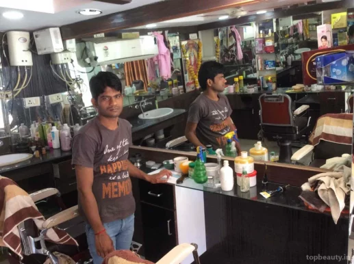 Charms Gents Beauty Parlour, Indore - Photo 8