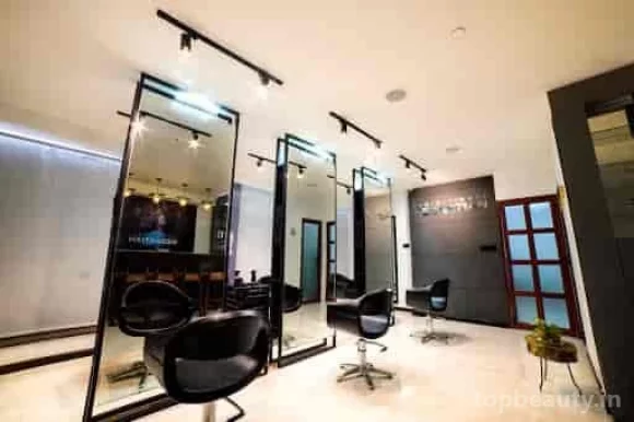 Hair Bar - Unisex Salon & Makeup Studio, Indore - Photo 6