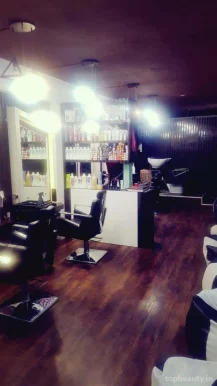 Bhanu's The Hair Studio, Indore - Photo 6