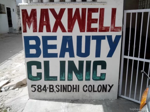 Maxwell Beauty Clinic, Jaipur - Photo 3