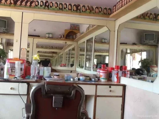 Purshotam Hair Dresser, Jaipur - Photo 2