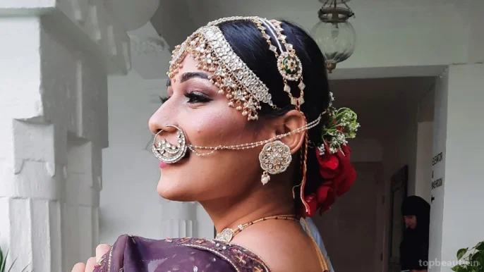 Uma Makeovers, Jaipur - Photo 2