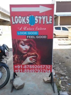 Looks N Style, Jaipur - Photo 2