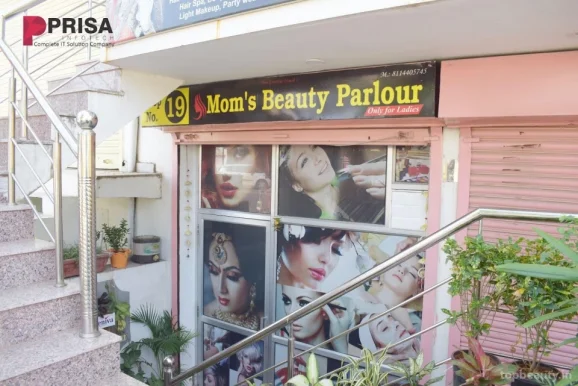 Mom's Beauty Parlour, Jaipur - Photo 4