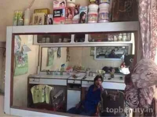 Deepak Hair Dresser, Jaipur - Photo 3