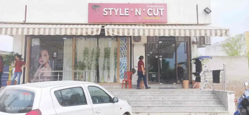 Style N Cut Unisex Saloon, Jaipur - Photo 6