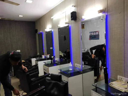 Plaza Unisex Hair Salon, Jalandhar - Photo 4