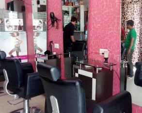Hair Colour Lounge, Jalandhar - Photo 2