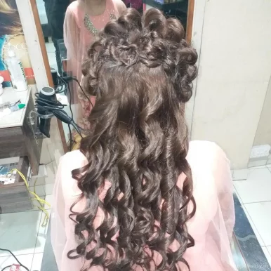 Metro Hair Stylists, Jalandhar - Photo 2