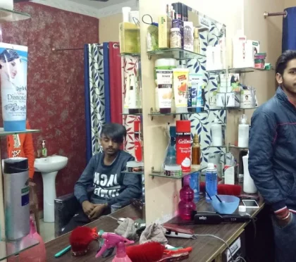 Modern Hair Saloon – Barbershop in Jalandhar