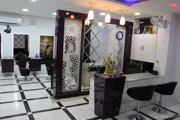 HeadQuarter Salon & Academy | Best Salon in Nakodar, Jalandhar - 